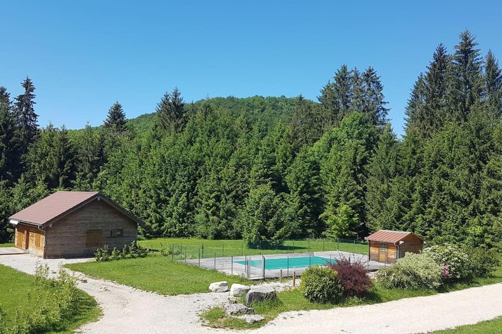 Gite Jura Mina Chalet Au Milieu De La Nature Vila Ney Exterior foto