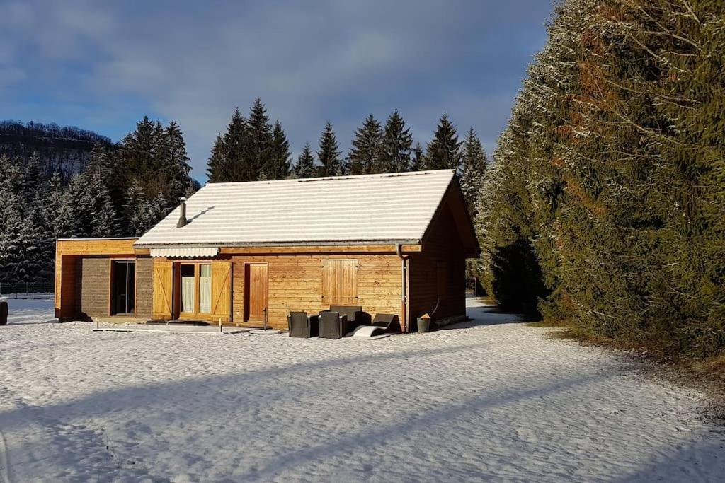 Gite Jura Mina Chalet Au Milieu De La Nature Vila Ney Exterior foto