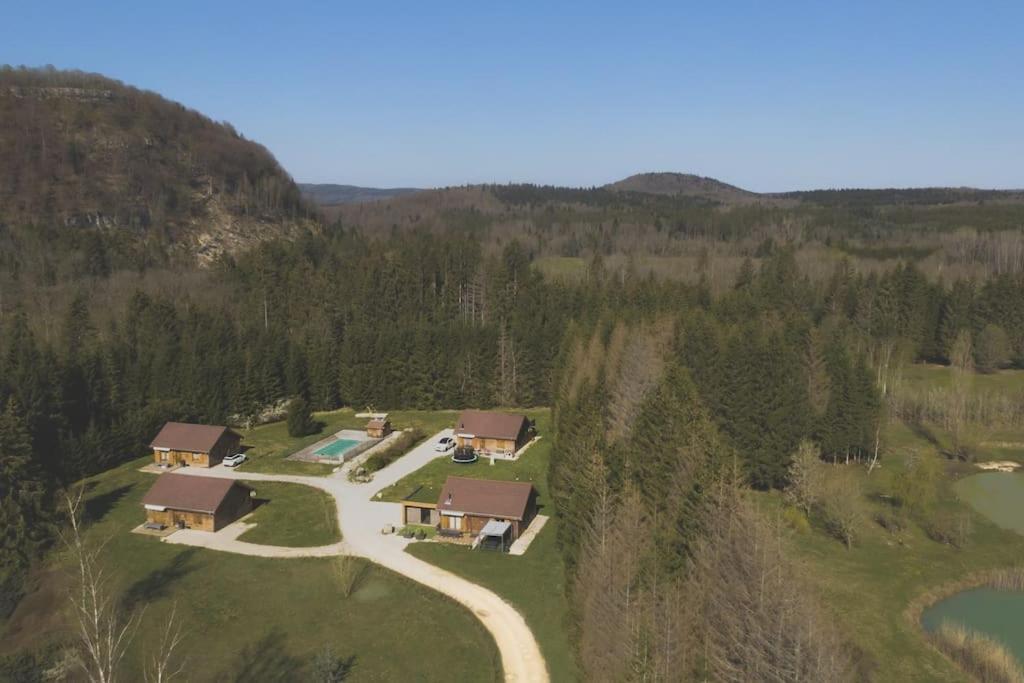 Gite Jura Mina Chalet Au Milieu De La Nature Vila Ney Exterior foto